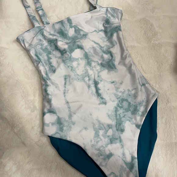 Old Navy One Piece Swimsuit - Picture 3 of 6